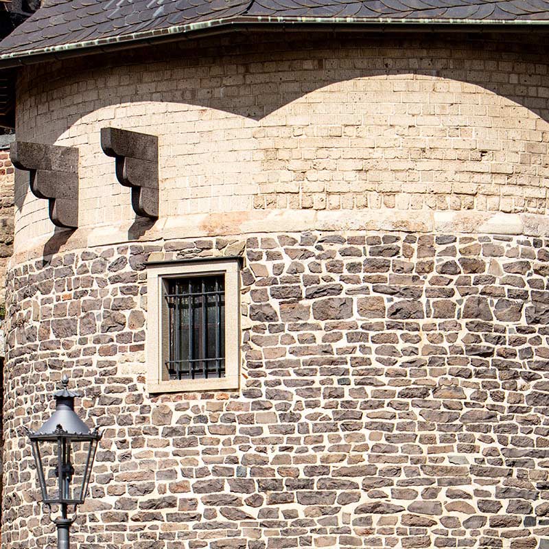 Gebäude